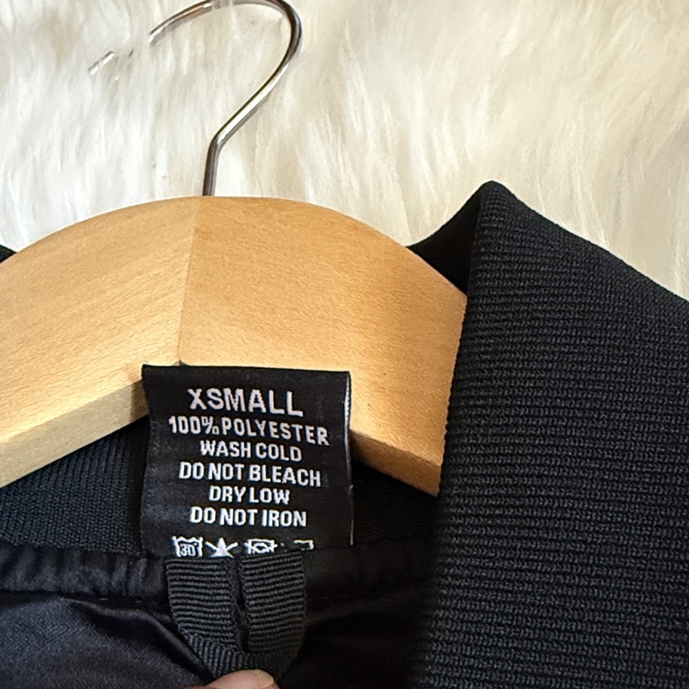 Ball & Chain Co pool ball jacket - Picture 4 of 4